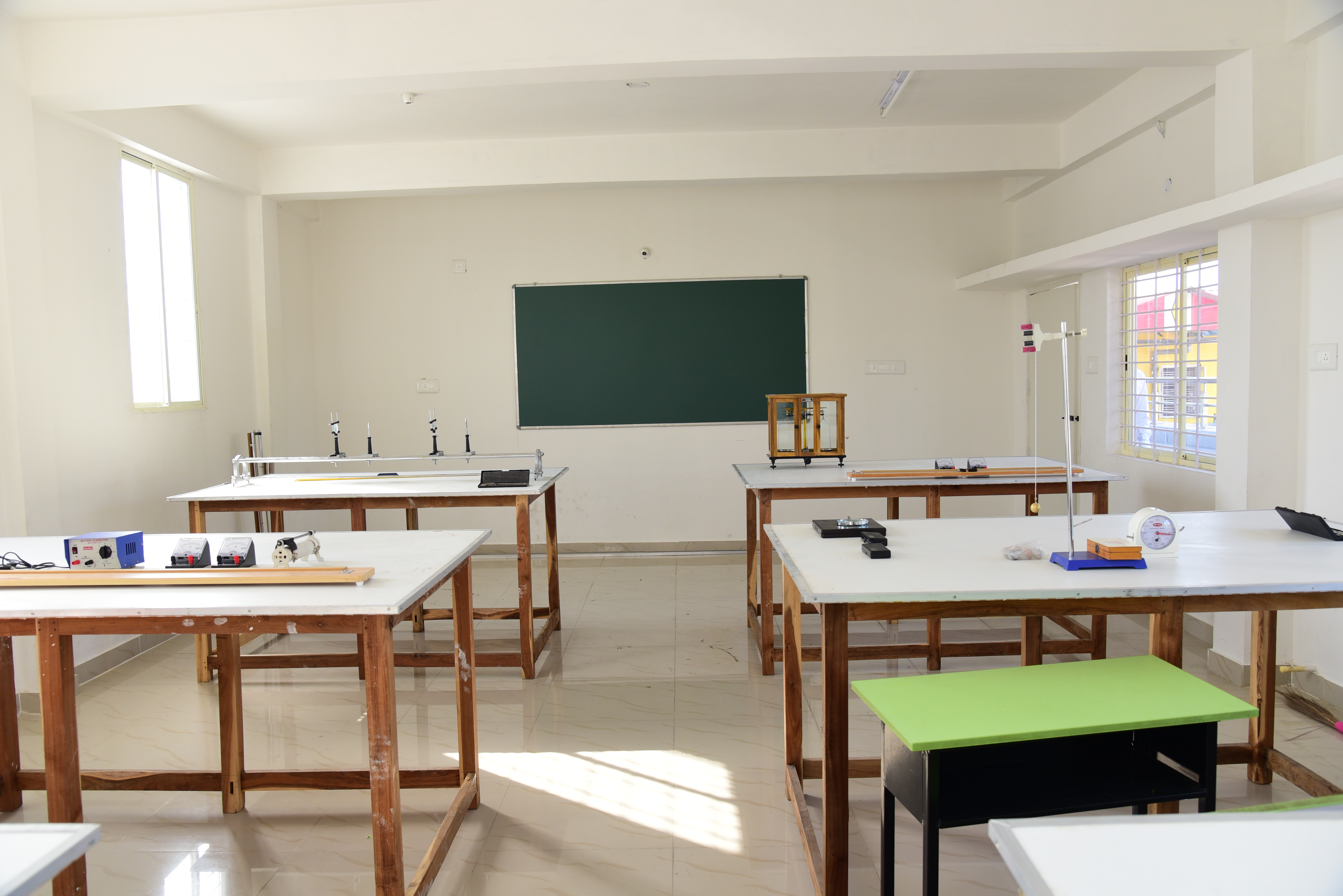 Science Lab 2